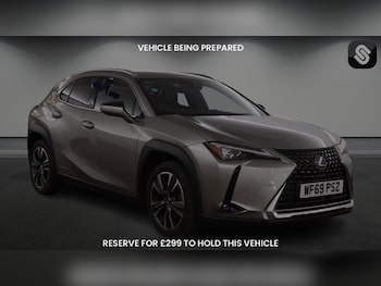 Used Lexus UX 2019 for sale - 75974852: Photo