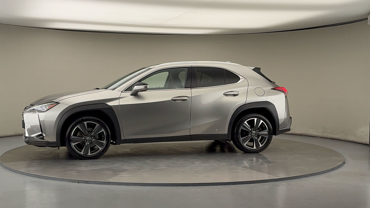Used Lexus UX 2019 for sale - 75974852: Photo 28