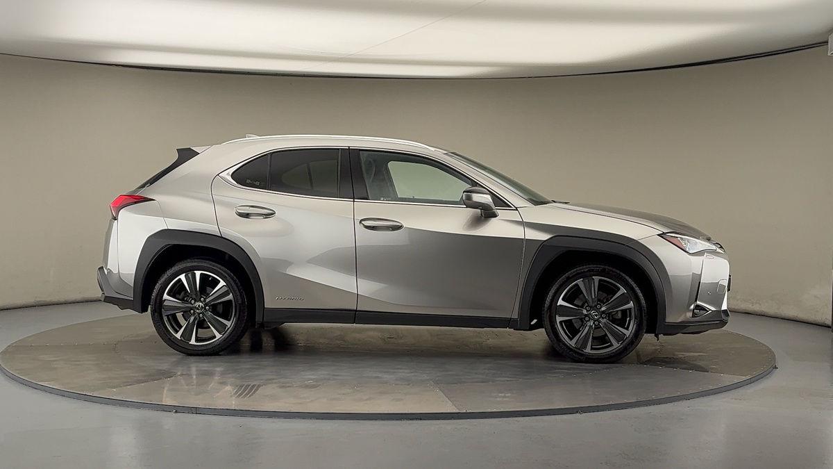 Used Lexus UX 2019 for sale - 75974852: Photo 36