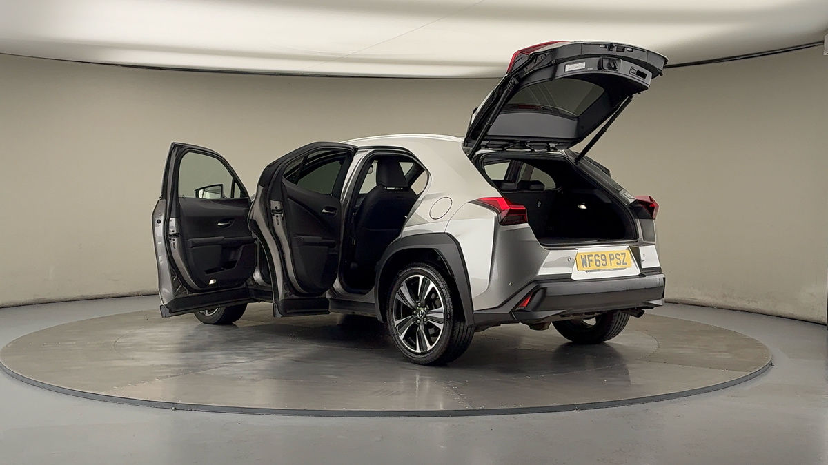 Used Lexus UX 2019 for sale - 75974852: Photo 43