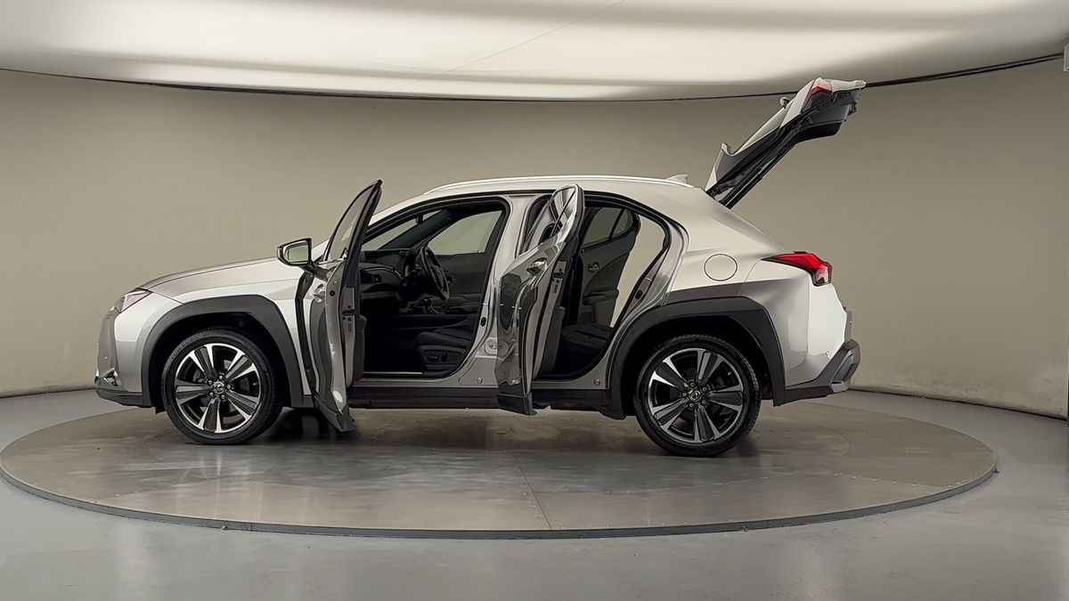 Used Lexus UX 2019 for sale - 75974852: Photo 46