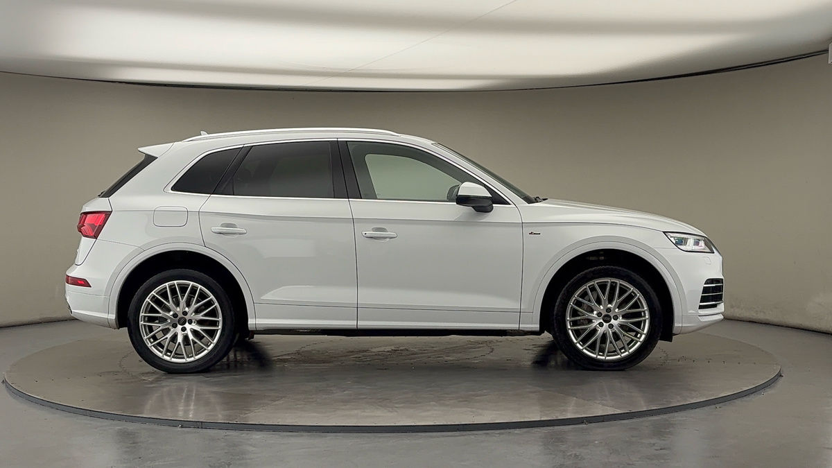 Used Audi Q5 2019 for sale - 76256976: Photo 16