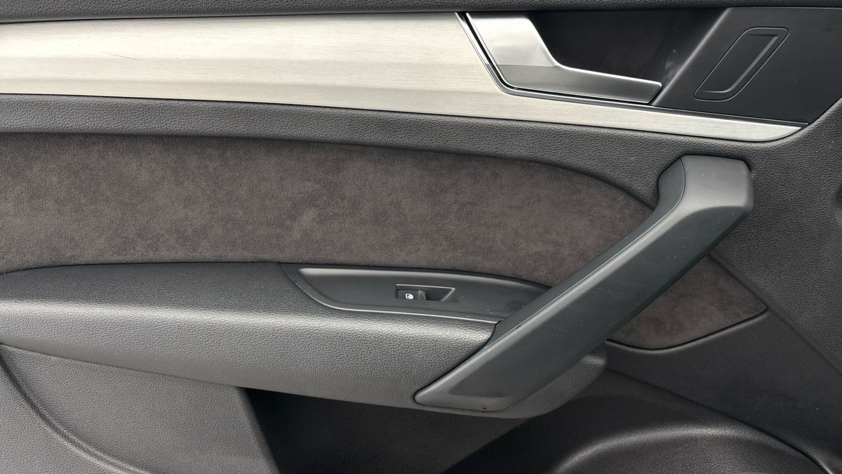 Used Audi Q5 2019 for sale - 76256976: Photo 19