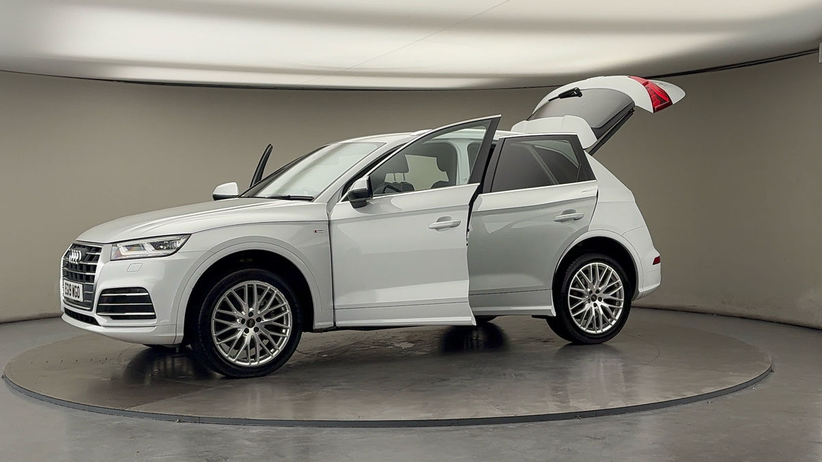 Used Audi Q5 2019 for sale - 76256976: Photo 48