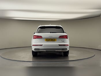 Used Audi Q5 2019 for sale - 76256976: Photo