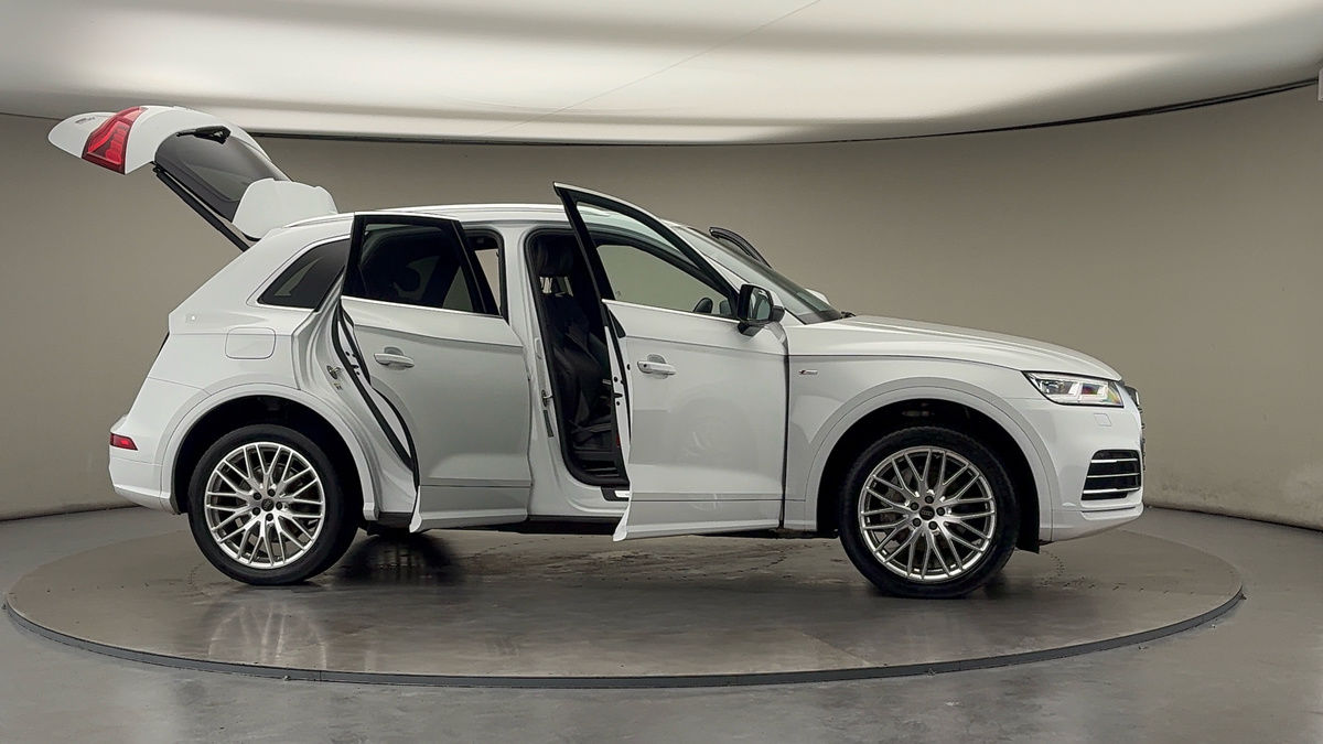 Used Audi Q5 2019 for sale - 76256976: Photo 55