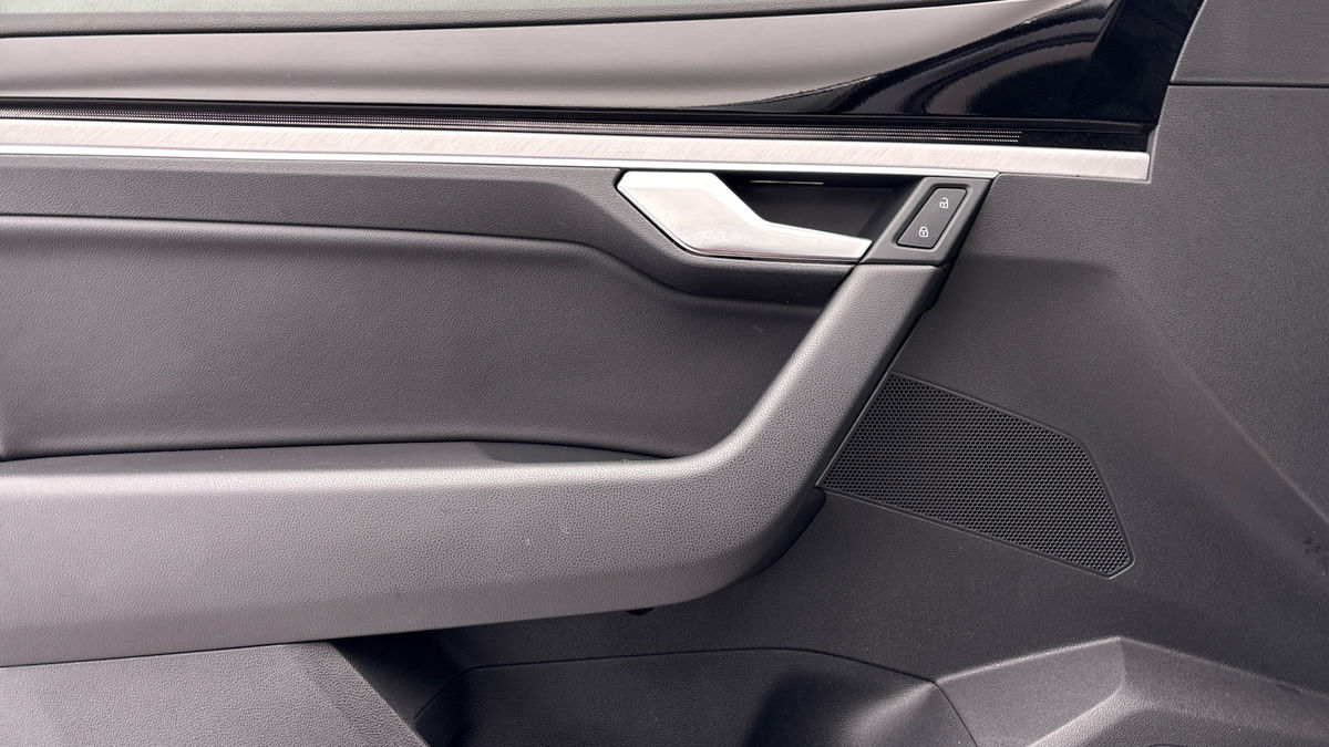 Used Volkswagen Touareg 2023 for sale - 77880790: Photo 19