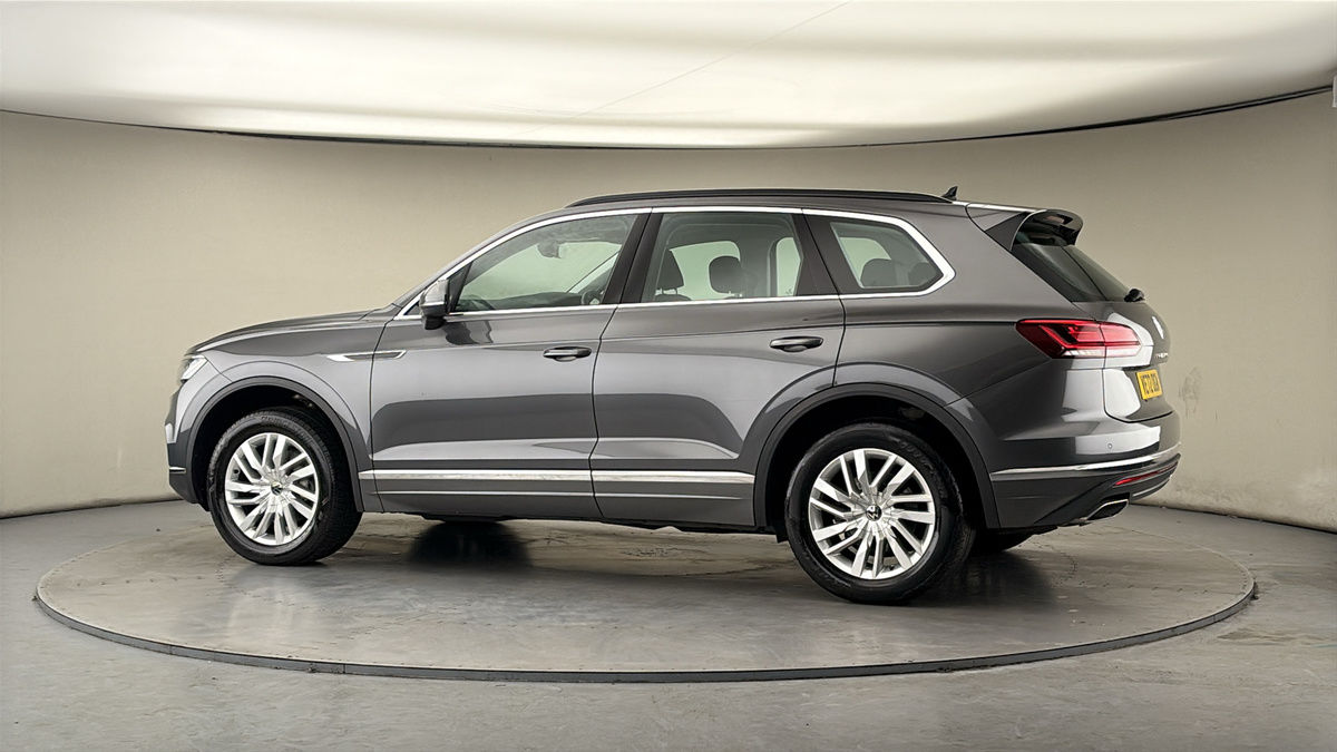 Used Volkswagen Touareg 2023 for sale - 77880790: Photo 26