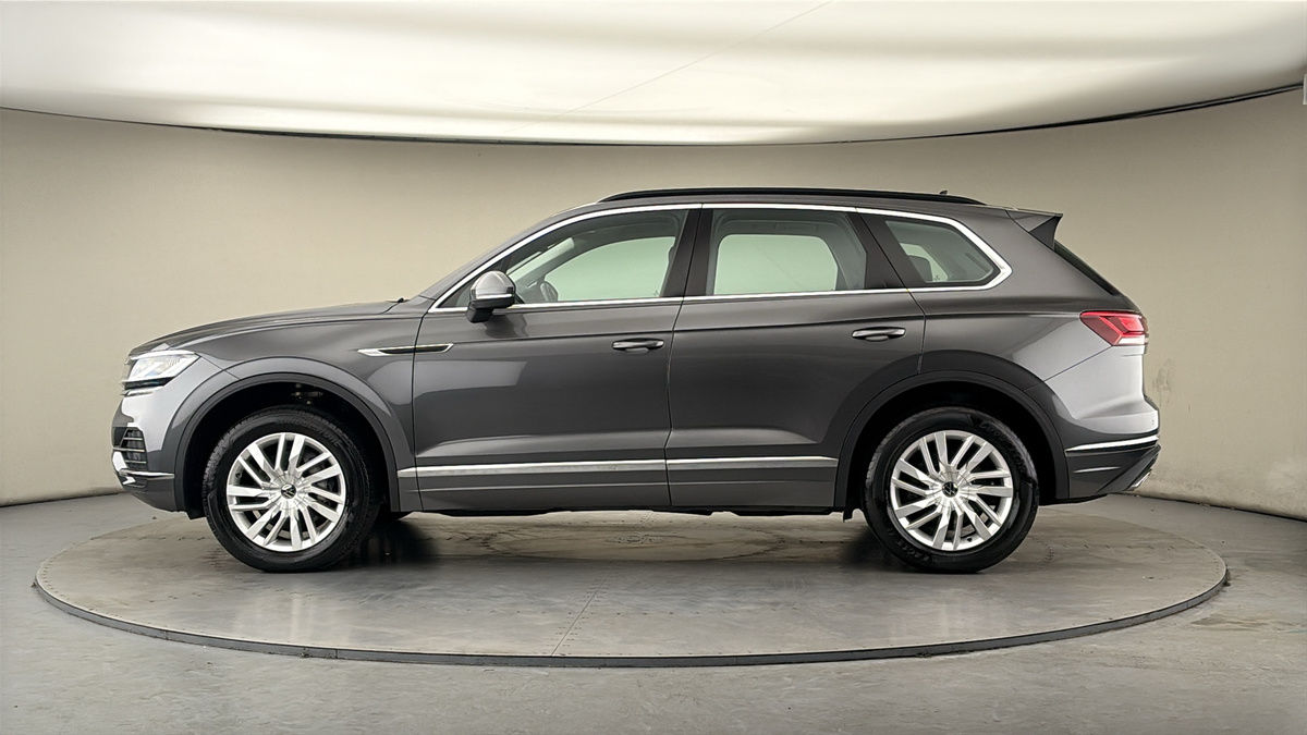 Used Volkswagen Touareg 2023 for sale - 77880790: Photo 27