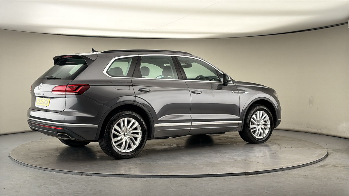 Used Volkswagen Touareg 2023 for sale - 77880790: Photo 38