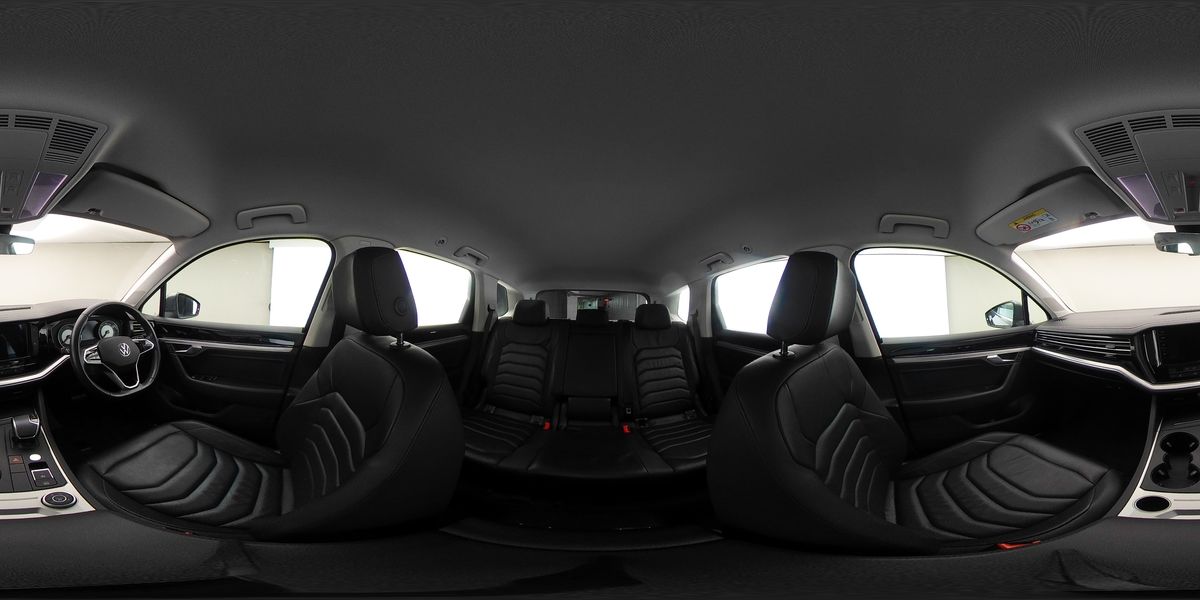 Used Volkswagen Touareg 2023 for sale - 77880790: Photo 44