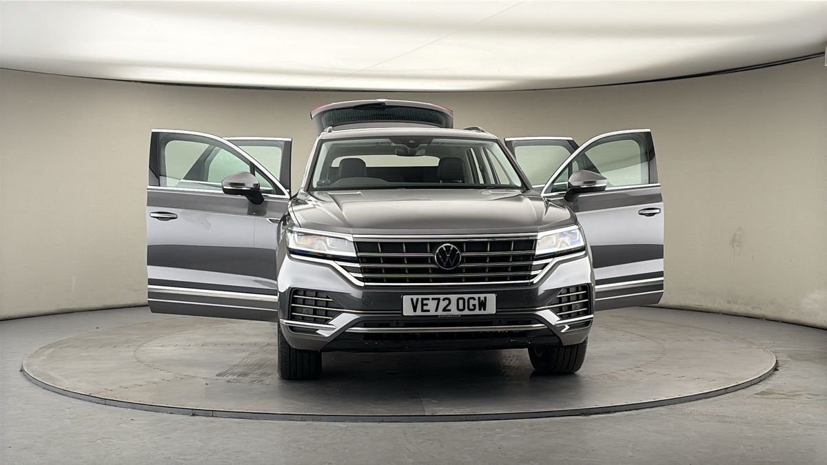 Used Volkswagen Touareg 2023 for sale - 77880790: Photo 51