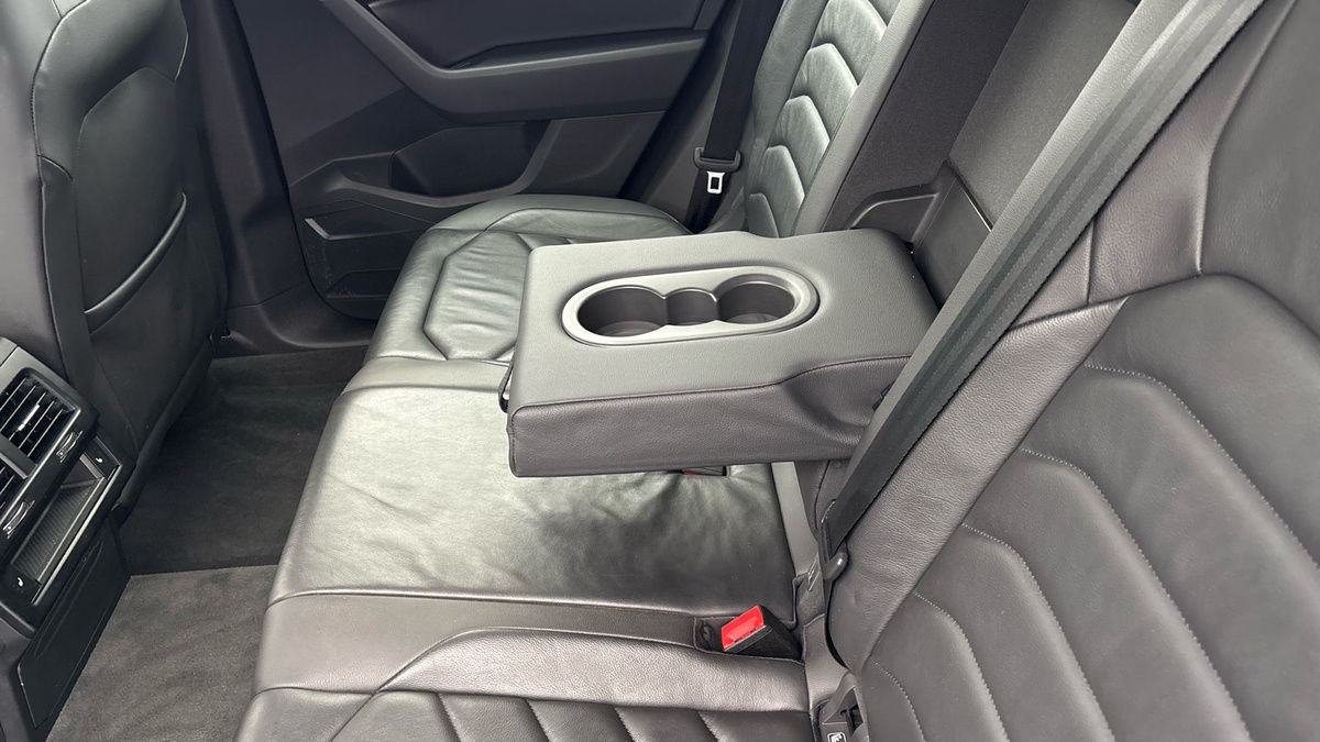 Used Volkswagen Touareg 2023 for sale - 77880790: Photo 9