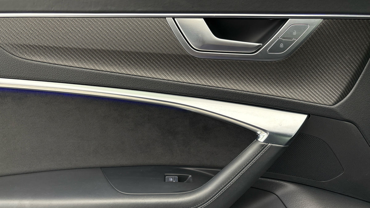 Used Audi RS6 Avant 2022 for sale - 75937816: Photo 19