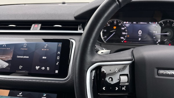 Used Land Rover Range Rover Velar 2023 for sale - 76119505: Photo 13
