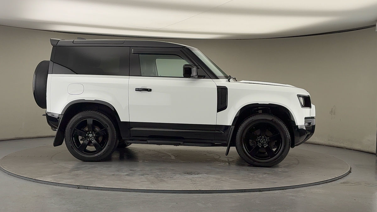 Used Land Rover Defender 90 2025 for sale - 77609659: Photo 38