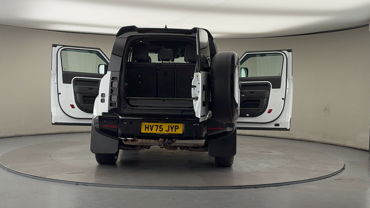 Used Land Rover Defender 90 2025 for sale - 77609659: Photo 62