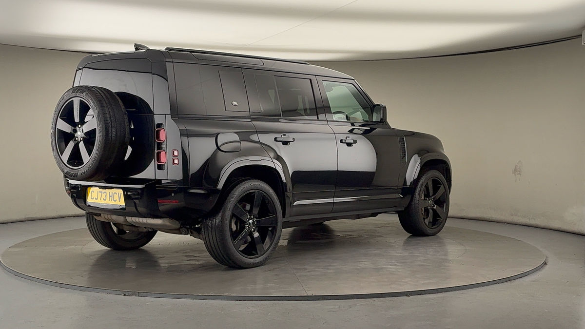 Used Land Rover Defender 110 2024 for sale - 76655667: Photo 21