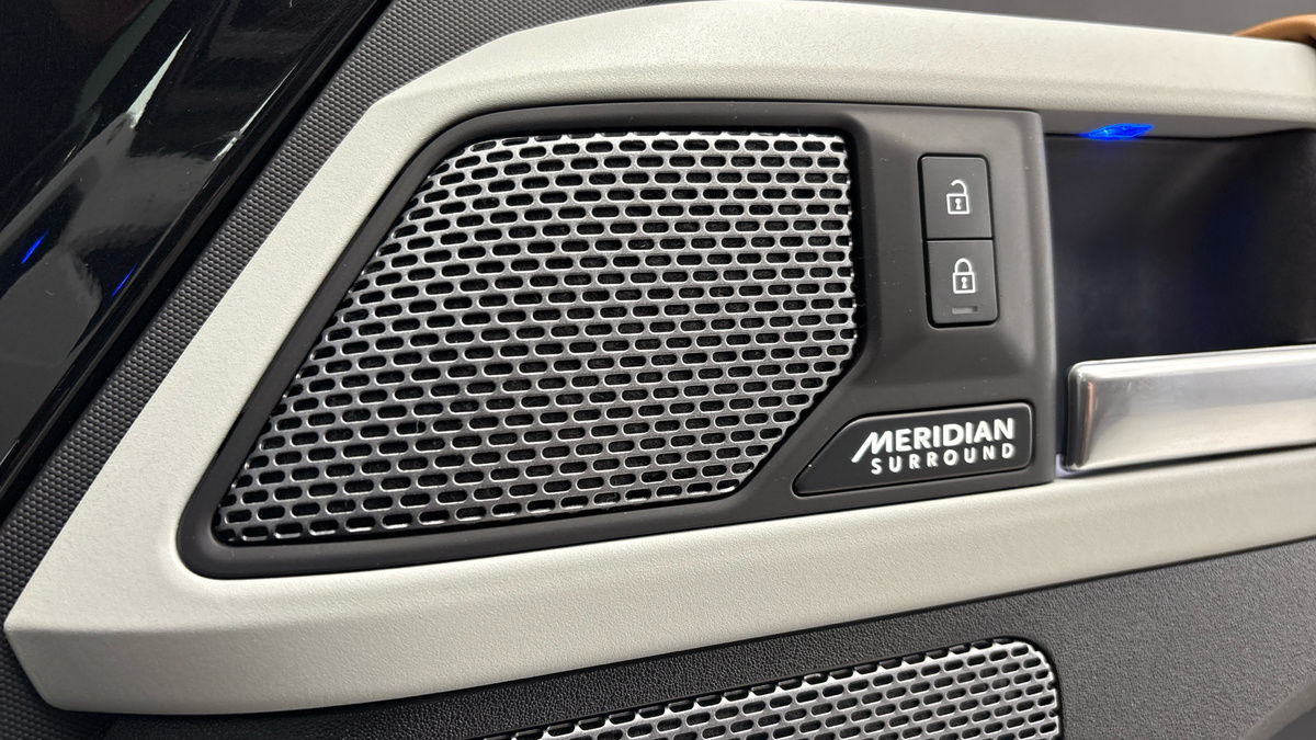 Used Land Rover Defender 110 2024 for sale - 76655667: Photo 25