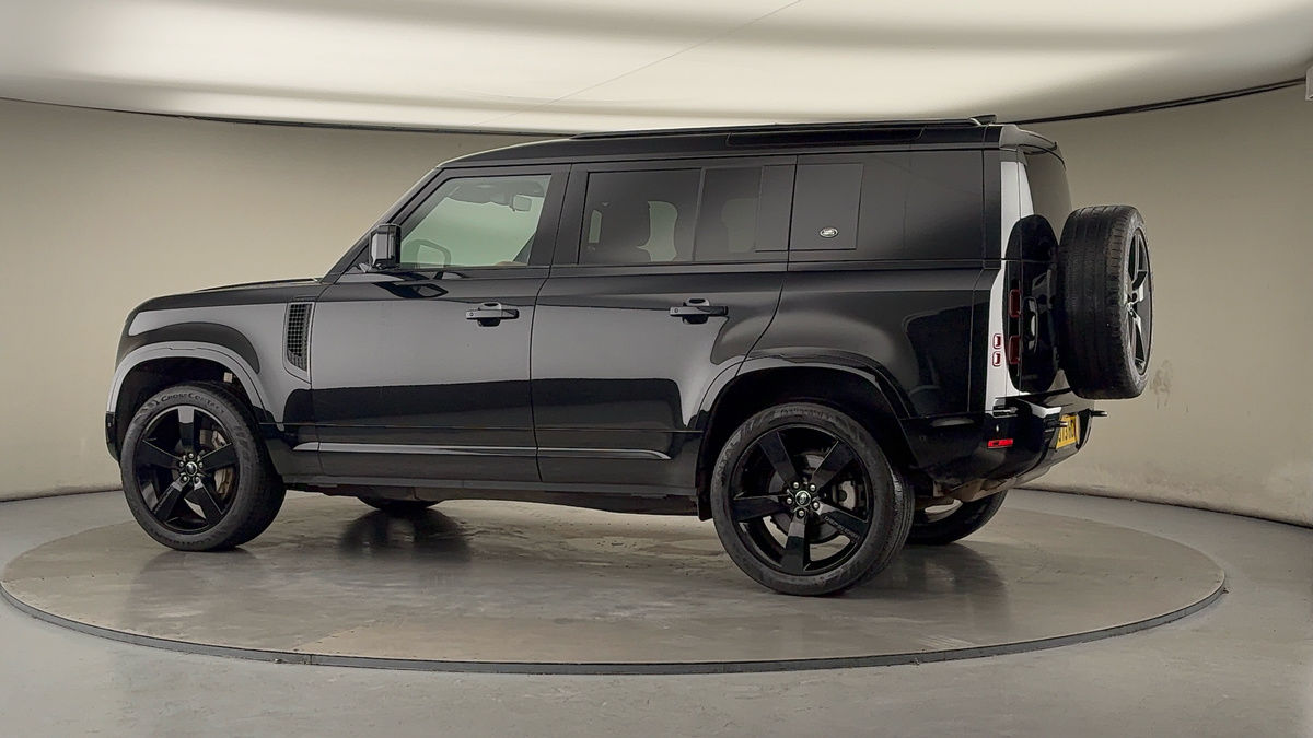 Used Land Rover Defender 110 2024 for sale - 76655667: Photo 27