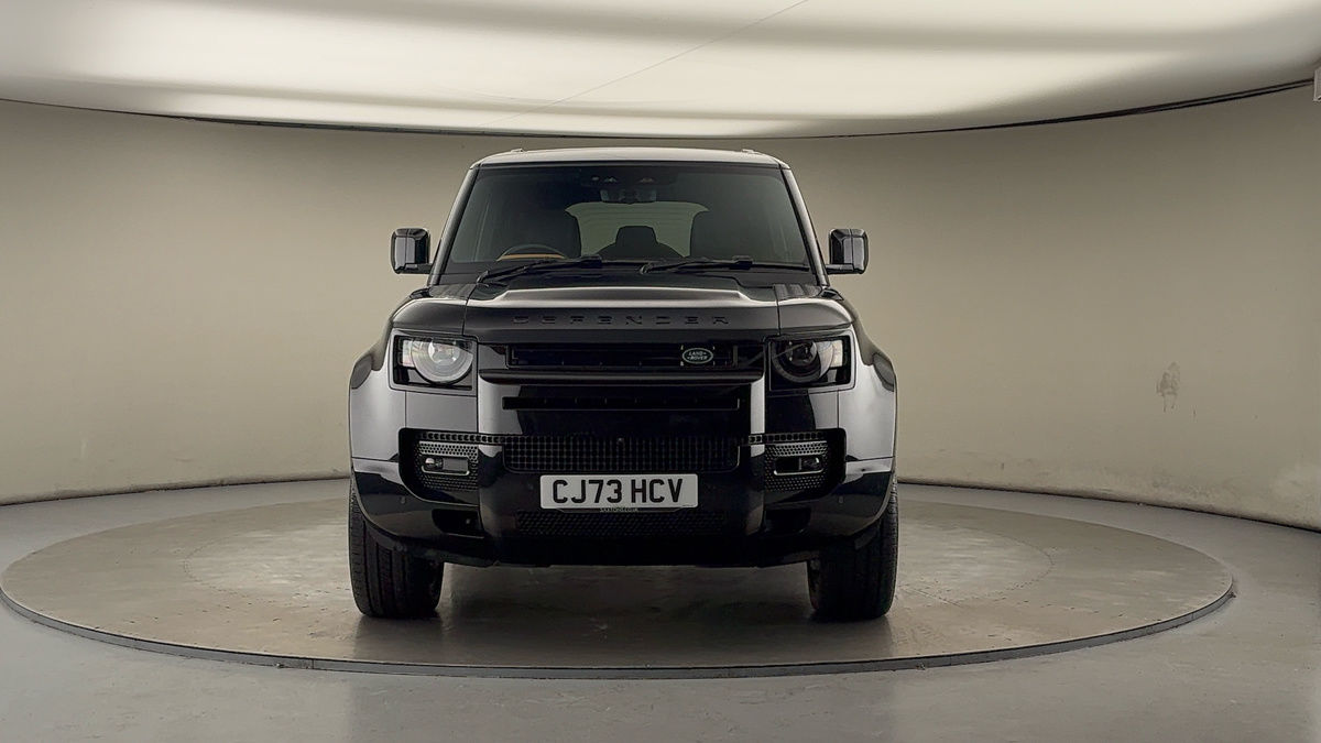 Used Land Rover Defender 110 2024 for sale - 76655667: Photo 3