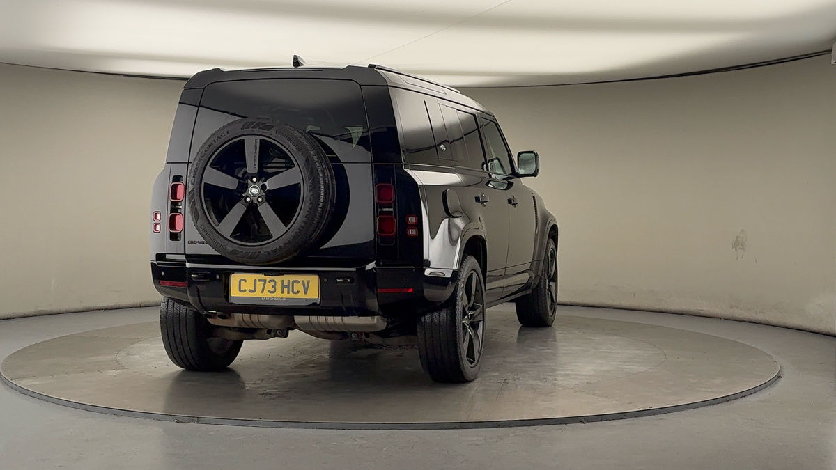 Used Land Rover Defender 110 2024 for sale - 76655667: Photo 41