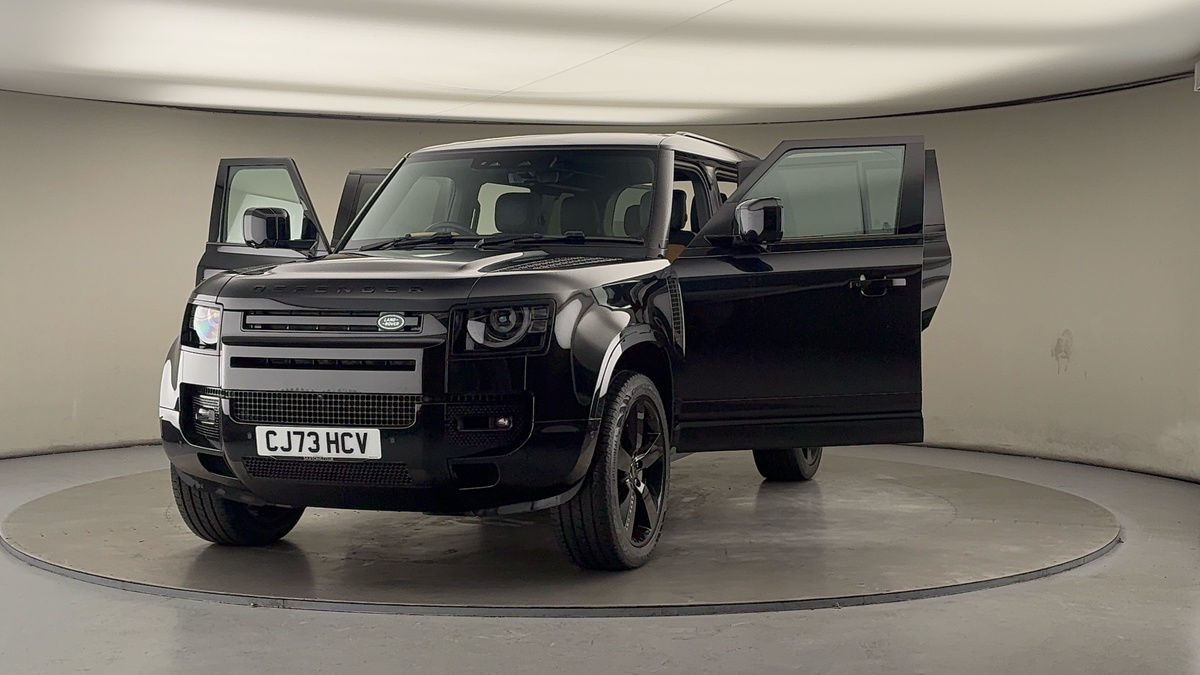 Used Land Rover Defender 110 2024 for sale - 76655667: Photo 51