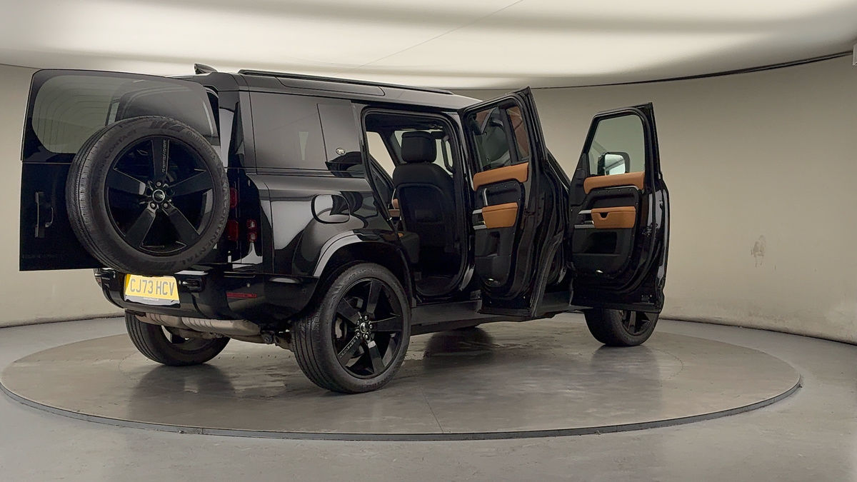 Used Land Rover Defender 110 2024 for sale - 76655667: Photo 59