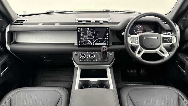 Used Land Rover Defender 110 2024 for sale - 75999264: Photo 12
