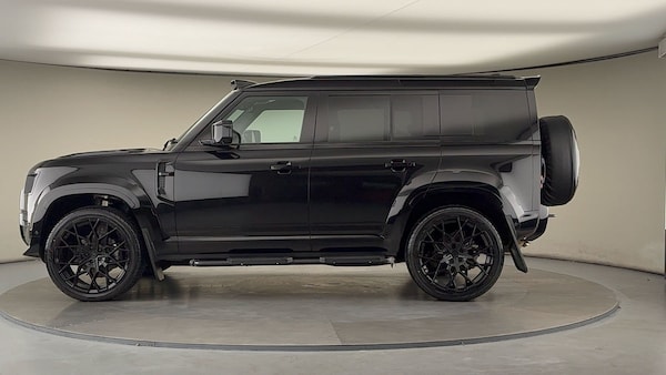 Used Land Rover Defender 110 2024 for sale - 75999264: Photo 15