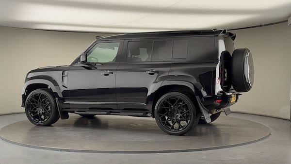 Used Land Rover Defender 110 2024 for sale - 75999264: Photo 31