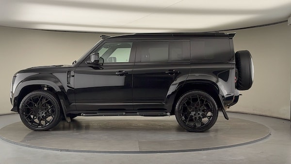 Used Land Rover Defender 110 2024 for sale - 75999264: Photo 32
