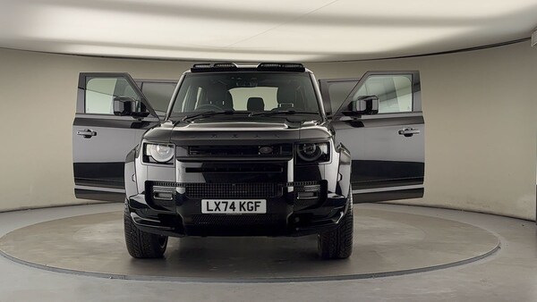 Used Land Rover Defender 110 2024 for sale - 75999264: Photo 56