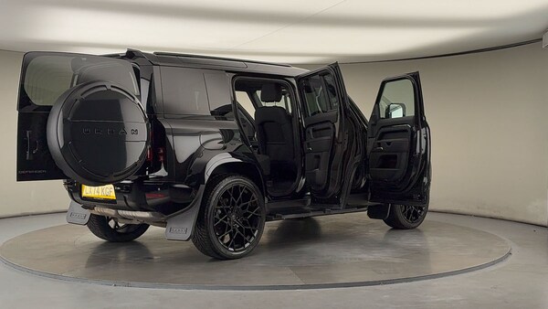 Used Land Rover Defender 110 2024 for sale - 75999264: Photo 63