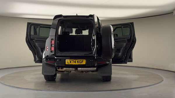Used Land Rover Defender 110 2024 for sale - 75999264: Photo 65