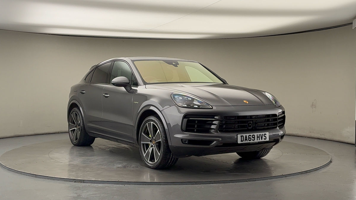 Used Porsche Cayenne 2019 for sale - 76704693: Photo 1