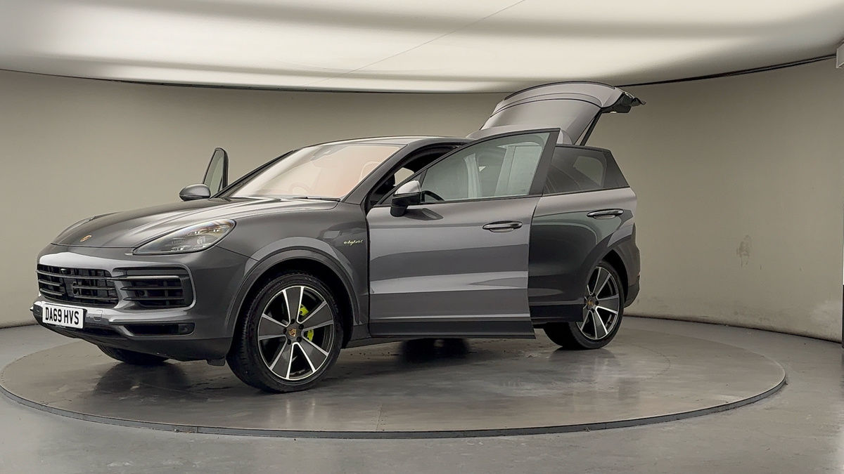 Used Porsche Cayenne 2019 for sale - 76704693: Photo 22