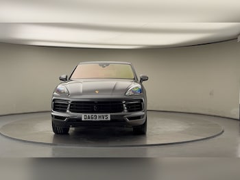 Used Porsche Cayenne 2019 for sale - 76704693: Photo