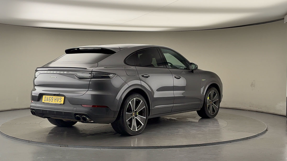 Used Porsche Cayenne 2019 for sale - 76704693: Photo 42