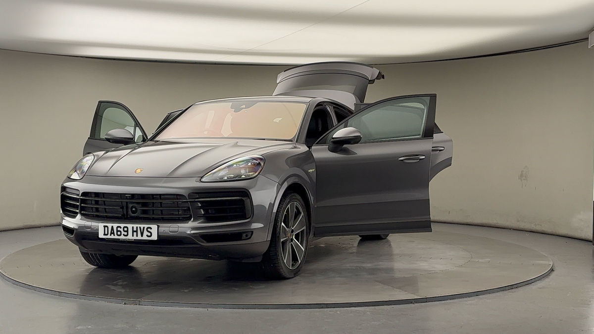 Used Porsche Cayenne 2019 for sale - 76704693: Photo 53