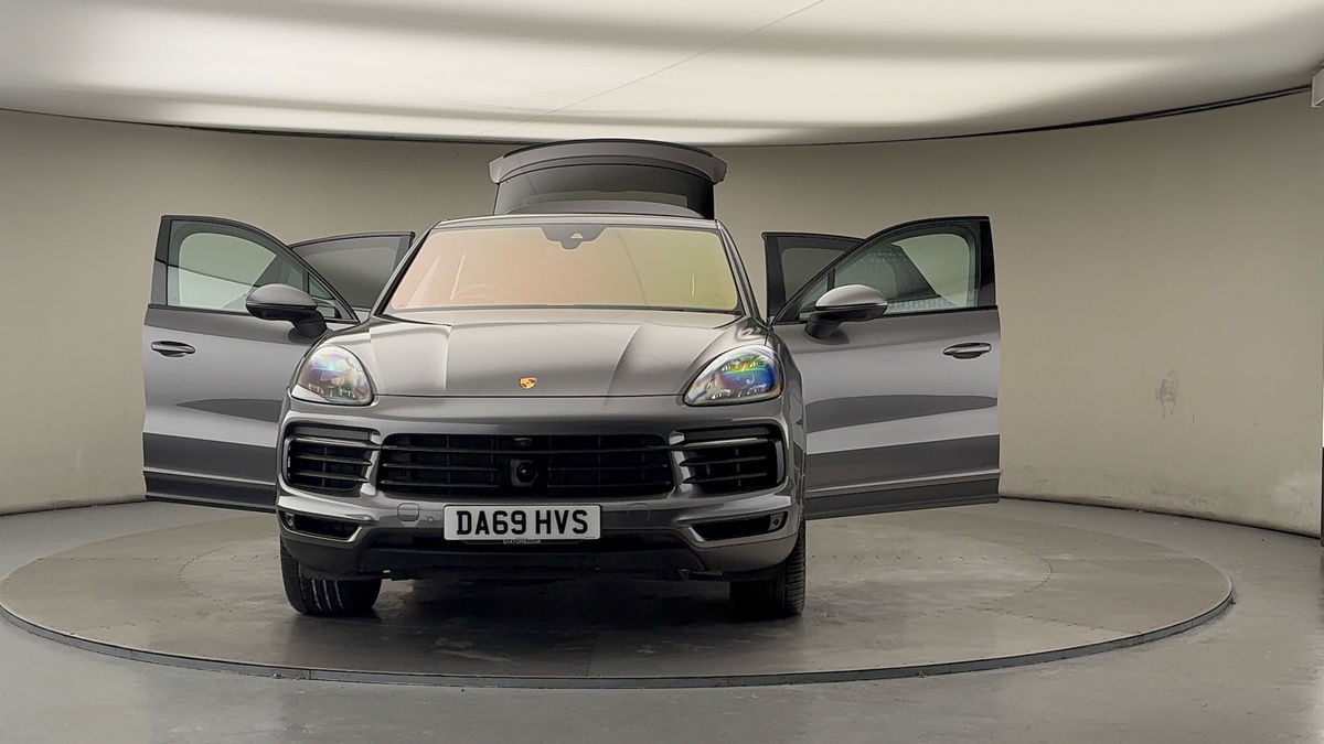 Used Porsche Cayenne 2019 for sale - 76704693: Photo 54