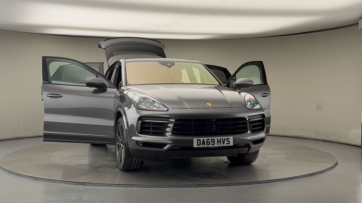 Used Porsche Cayenne 2019 for sale - 76704693: Photo 55