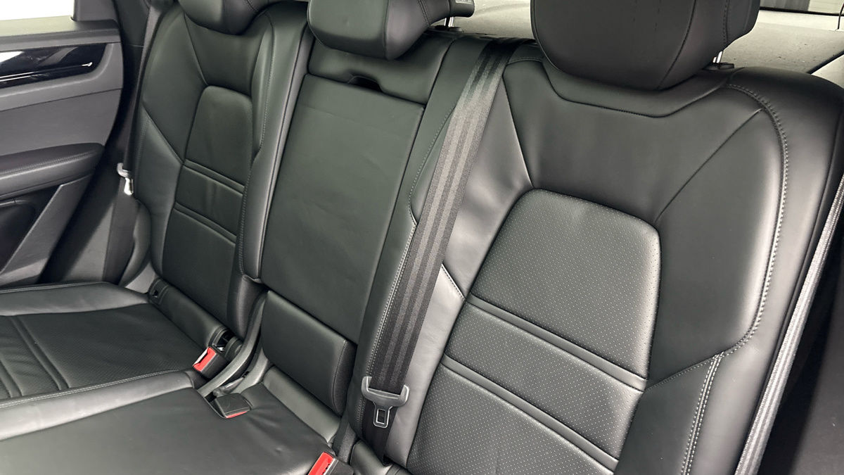 Used Porsche Cayenne 2019 for sale - 76704693: Photo 8