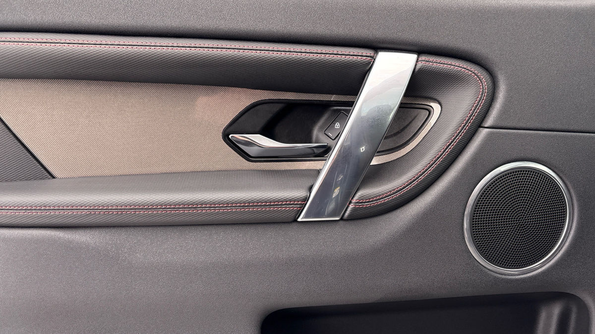 Used Land Rover Discovery Sport 2022 for sale - 76884643: Photo 19