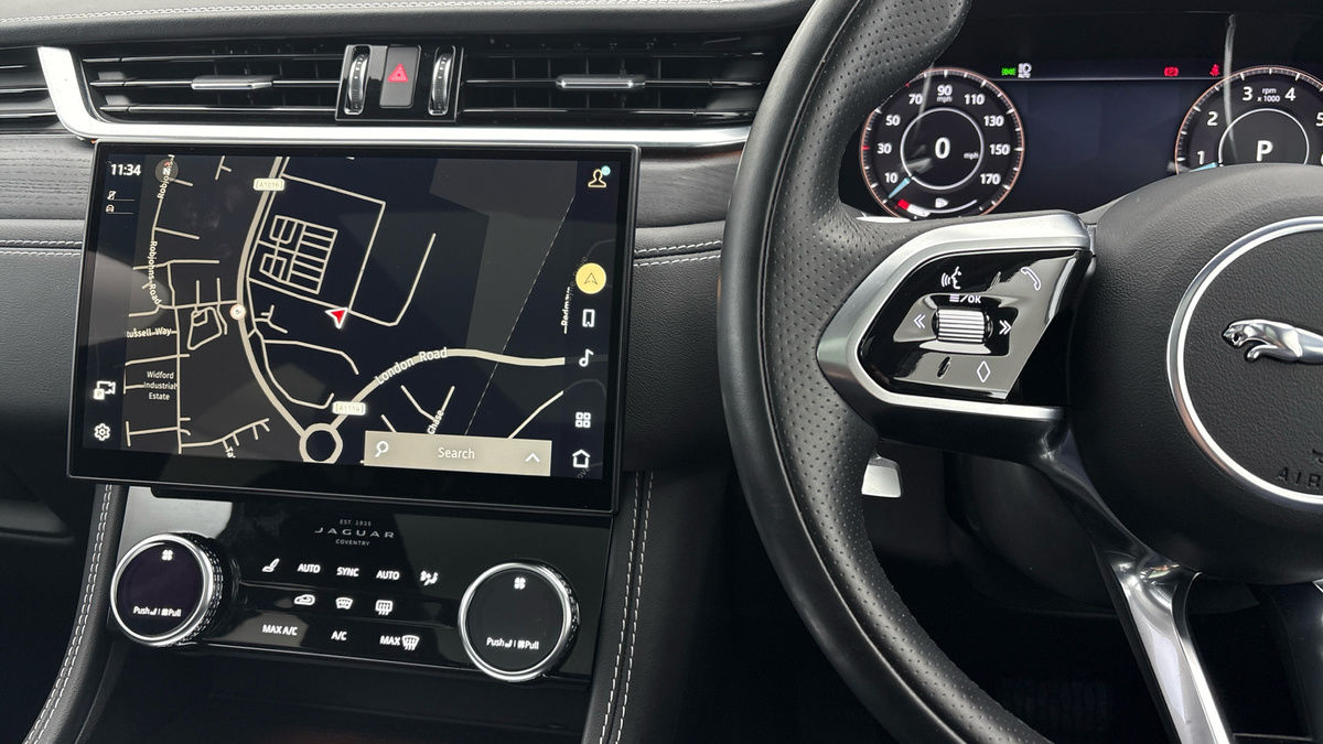 Used Jaguar F-Pace 2021 for sale - 76346211: Photo 13