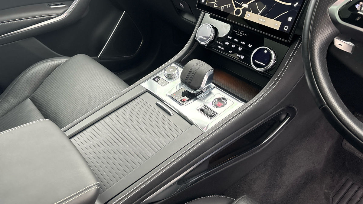 Used Jaguar F-Pace 2021 for sale - 76346211: Photo 18