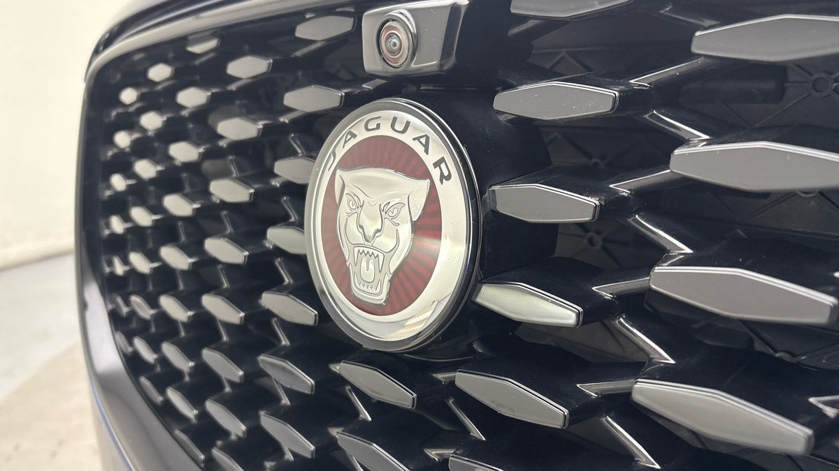 Used Jaguar F-Pace 2021 for sale - 76346211: Photo 24