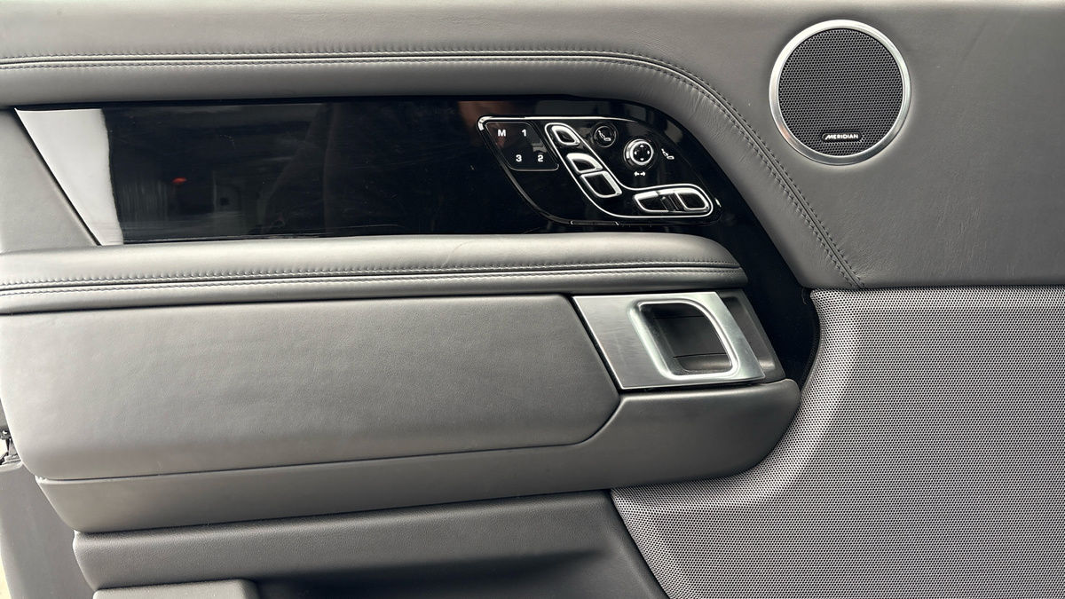 Used Land Rover Range Rover 2021 for sale - 76863668: Photo 19