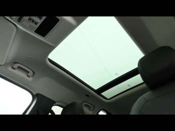 Used Land Rover Defender 110 2022 for sale - 74663550: Photo