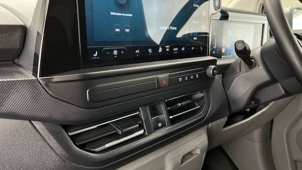 Used Ford Transit Custom 2024 for sale - 75897754: Photo 6